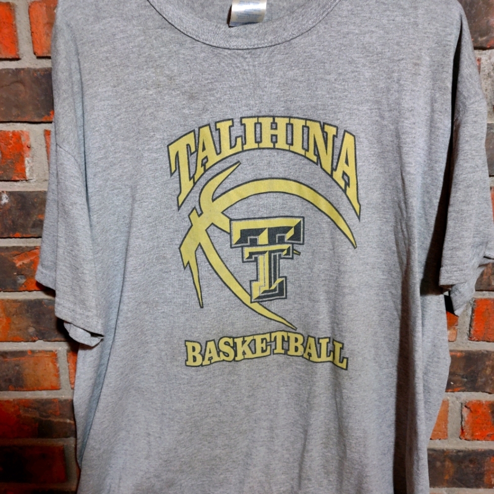 🤑4for$20🤑 Talihina Basketball t-shirt